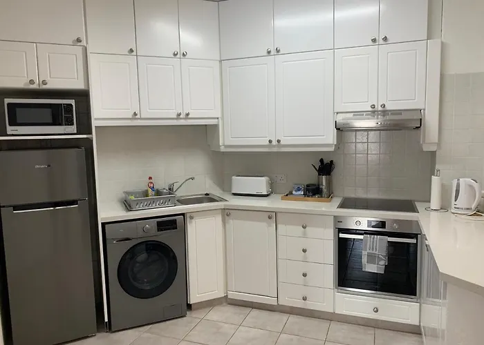 Kings Palace - Stylish, Modern 2 Bed With Sea Views Daire *