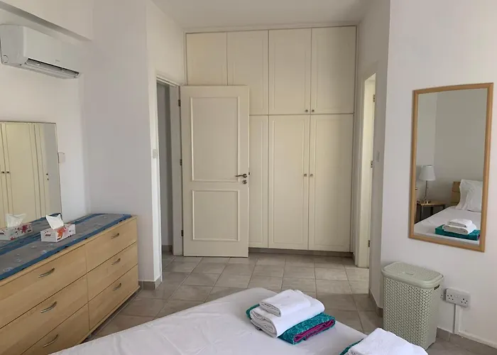 Kings Palace - Stylish, Modern 2 Bed With Sea Views