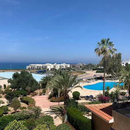 Kings Palace - Stylish, Modern 2 Bed With Sea Views Apartment
